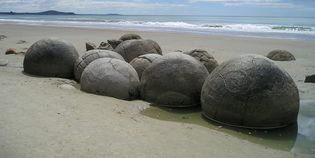 Moeraki Boulders