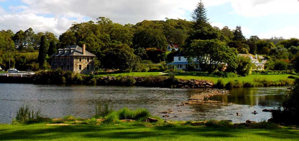 The Kerikeri Basin Kemp House Stone Store