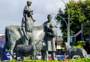 hamilton statues